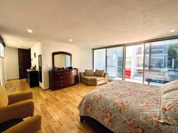 Town house minimalista con elevador en La Florida 6